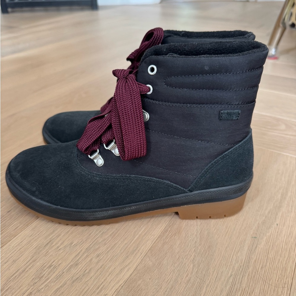 Keds Women’s Cozy Lace-Up Winter Boot - Black with Burgundy Laces